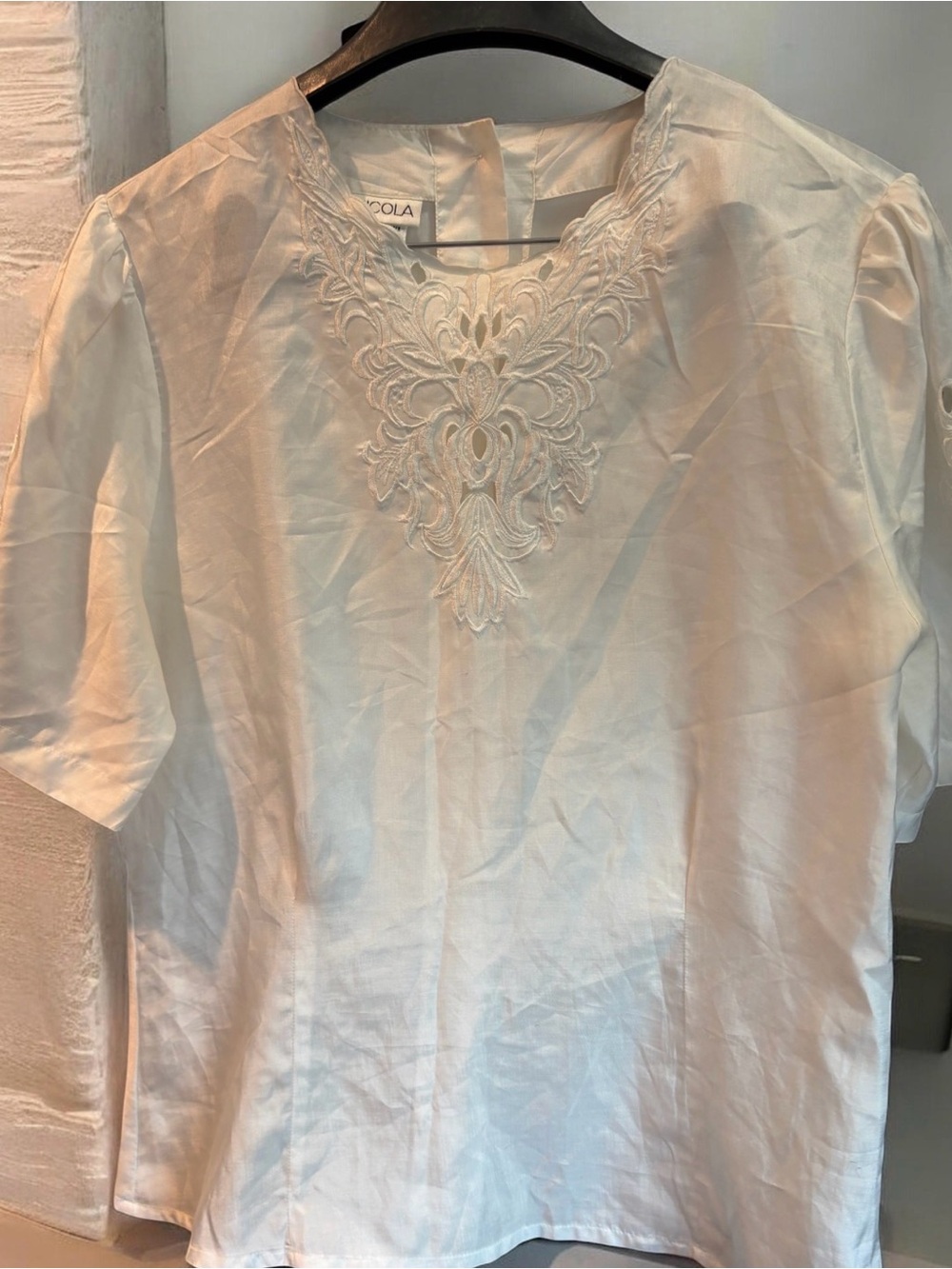 NICOLA White Embroidered Blouse
